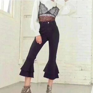 *RARE* BDG High-Rise Two-Tiered Ruffle Flare Jeans in Black - Size 25